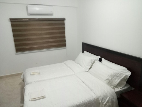 Happy Night Hostel主图