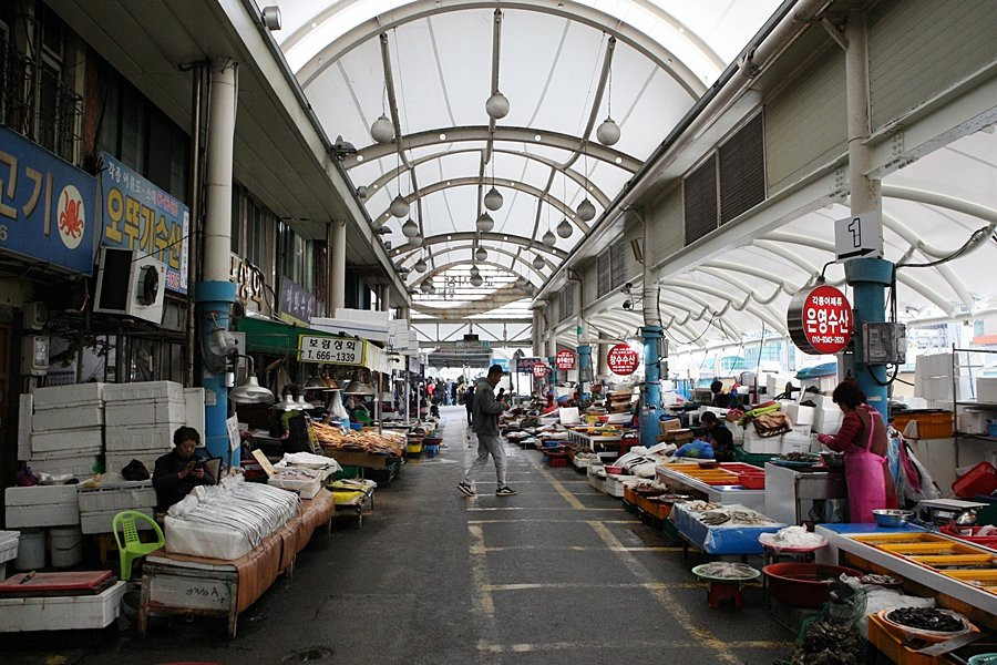 Yeosu Gyodong Market-丽水市必去景点