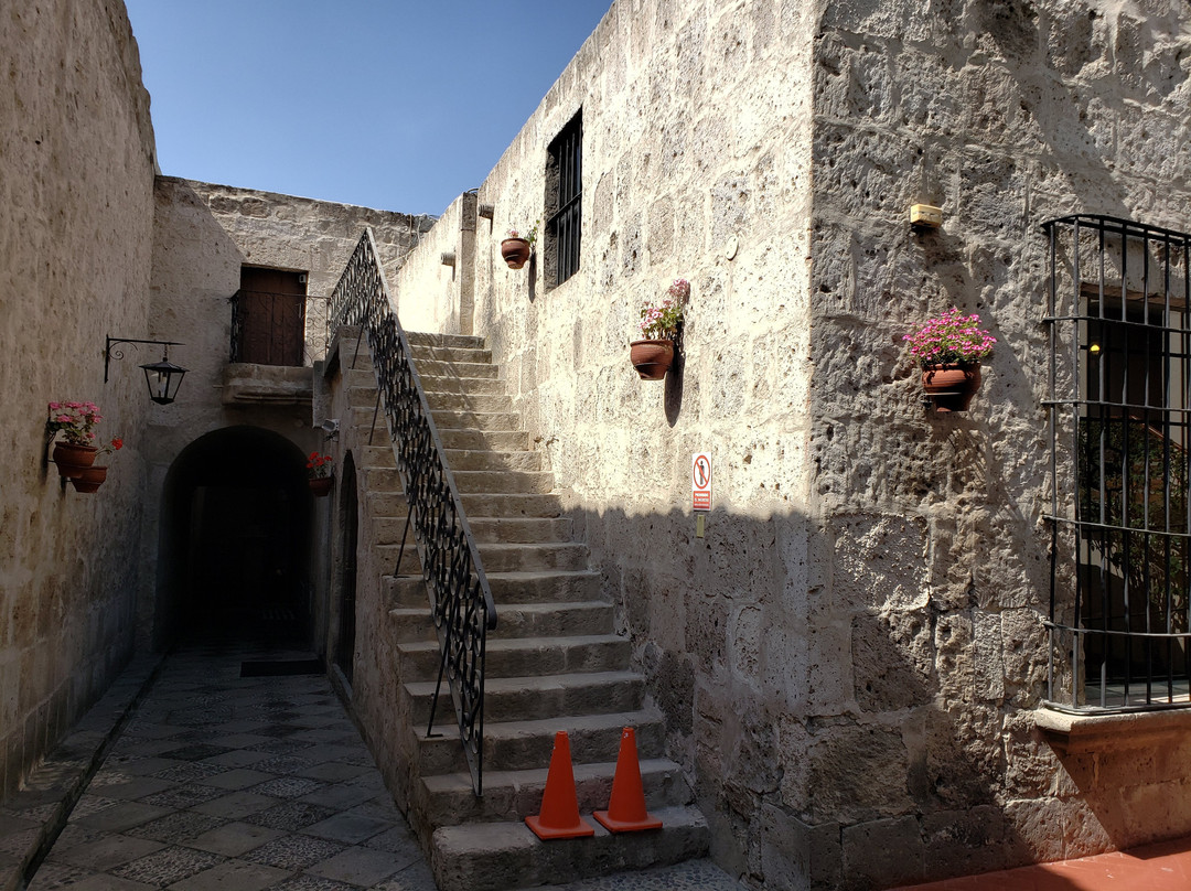 Los Tambos - Colonial主图