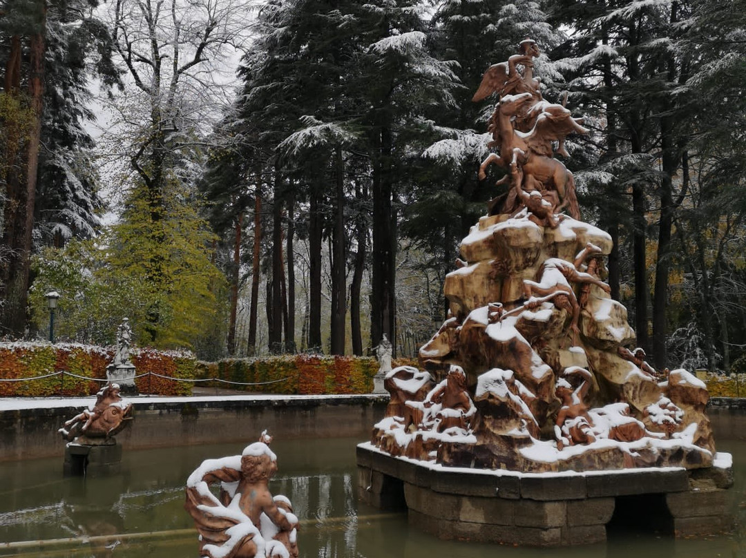 Fuente de las Ranas o de la Latona-La Granja de San Ildefonso必去景点