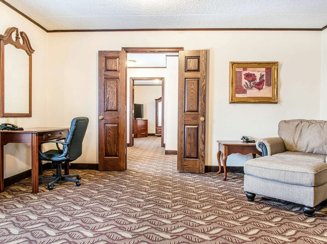 Quality Inn & Suites主图