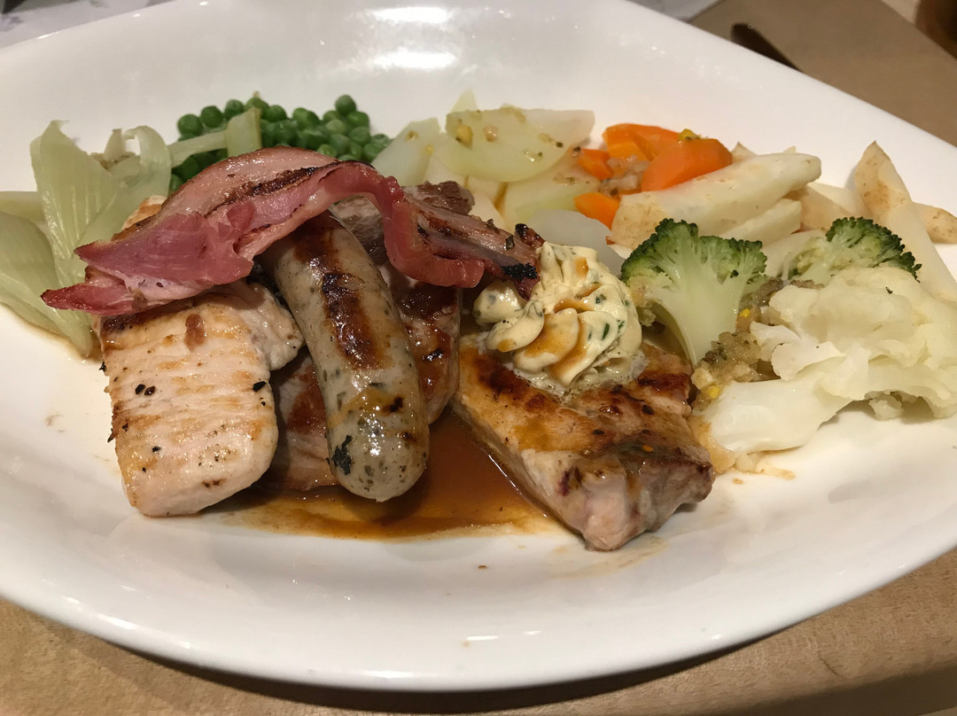 Hotel Gasthof zu Burg主图