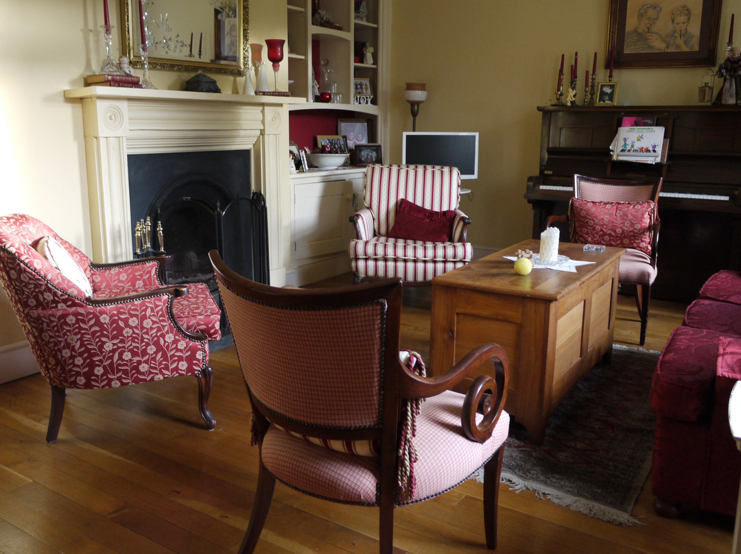 Brook Lodge B&B主图