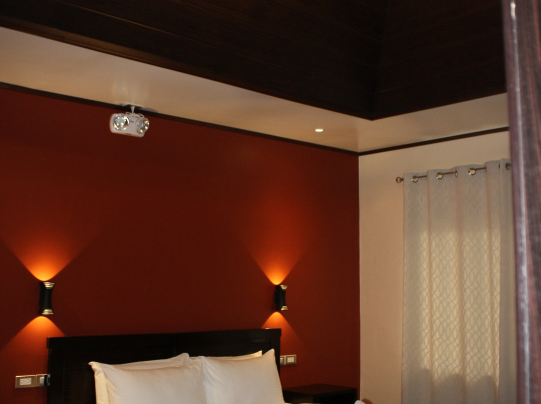 Hidden Jewel Resort主图