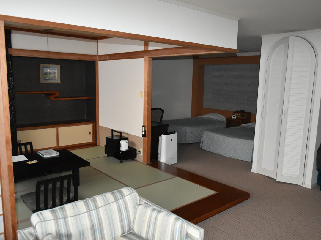 斜里第一酒店主图