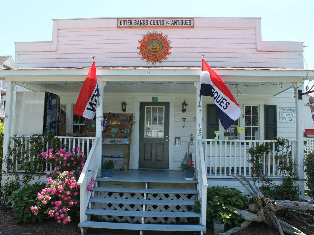 Outer Banks Antiques & More景点图片