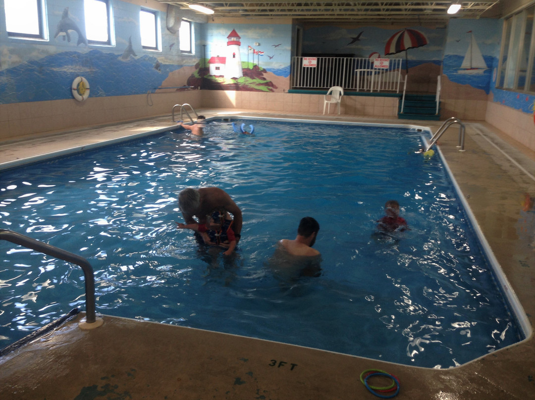 夏洛特敦豪生酒店主图