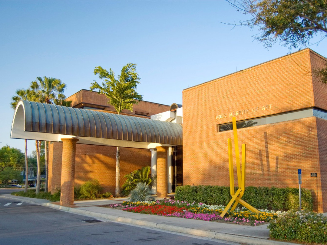 莱克兰旅游景点-The Ashley Gibson Barnett Museum of Art