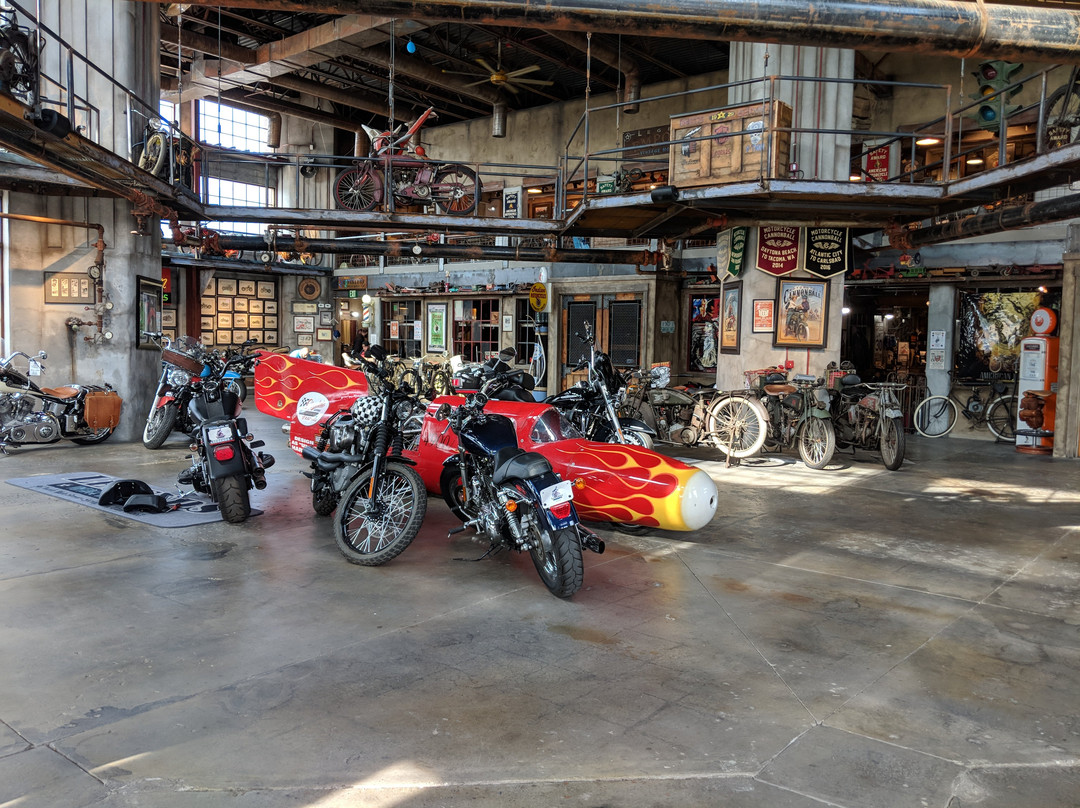 Legends Motorcycles景点图片