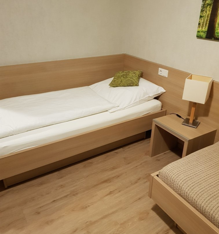 豪斯沃德施餐厅酒店主图