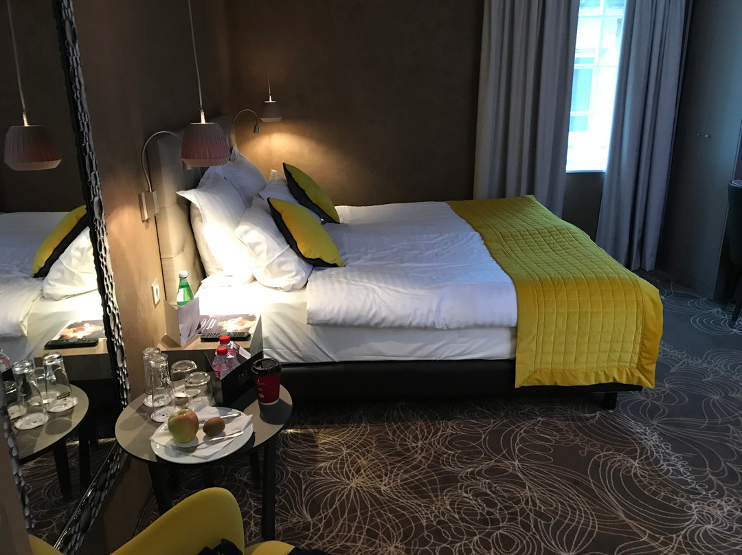 德拉科洛纳酒店主图