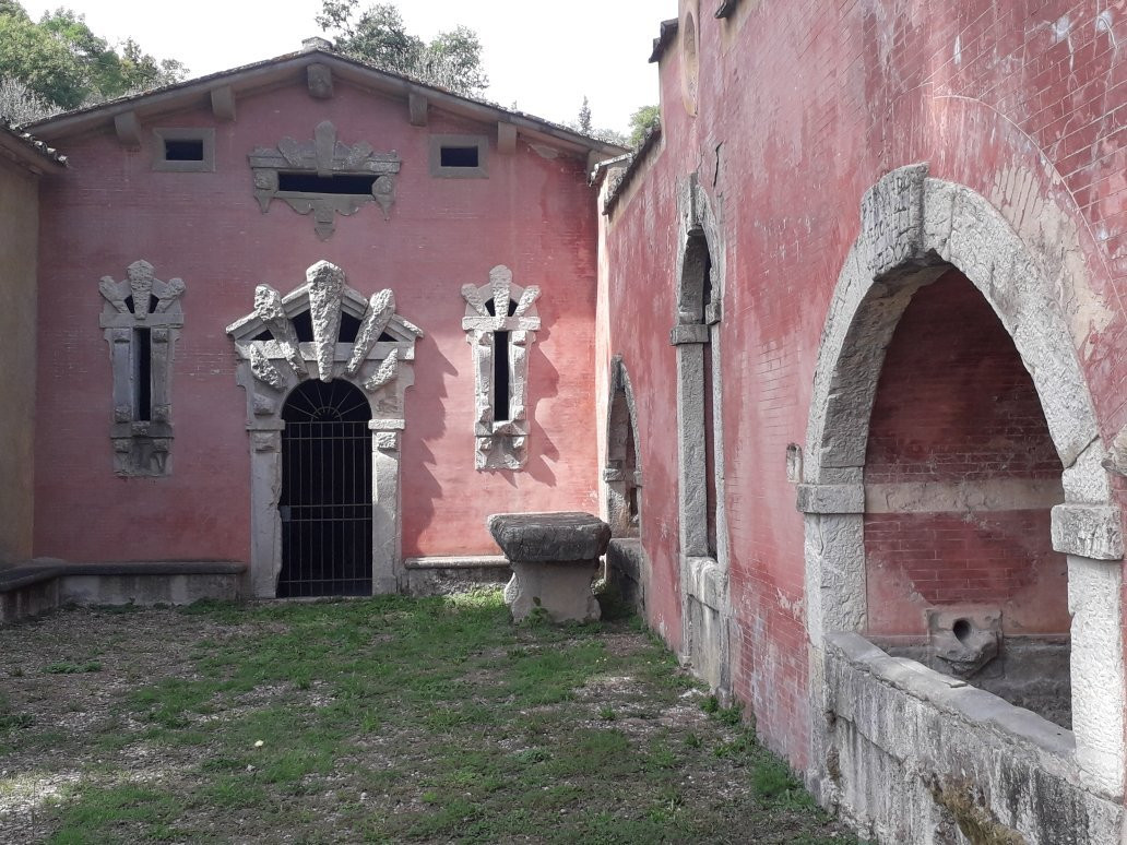 Fonte della Fata Morgana-Grassina必去景点