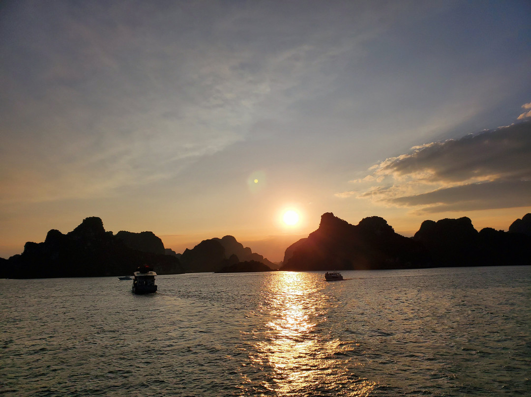 Alova Premium Cruises-团洲岛必去景点