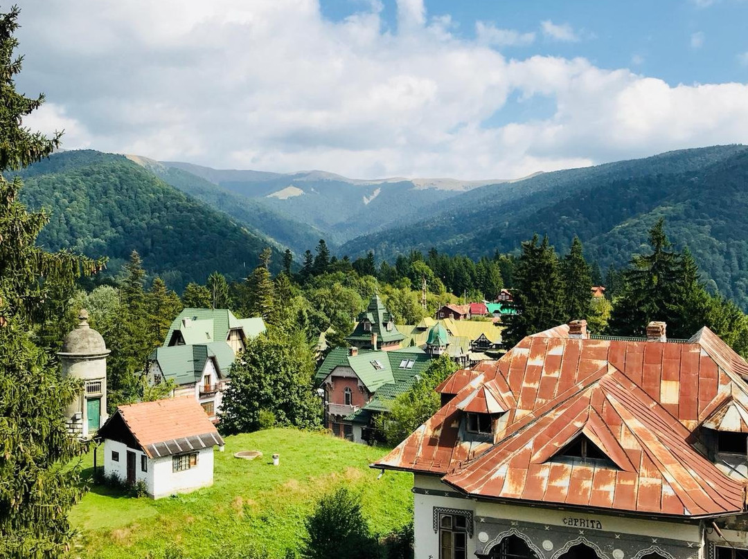 Uphill Residence主图