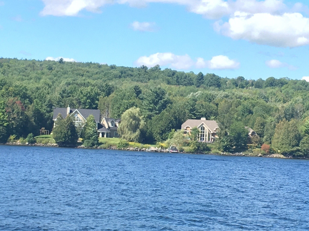 Memphremagog Tours-梅戈格必去景点