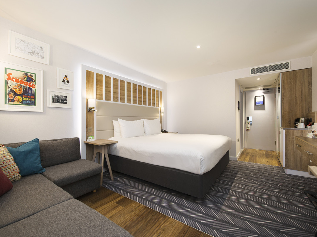 Holiday Inn London - Shepperton by IHG主图
