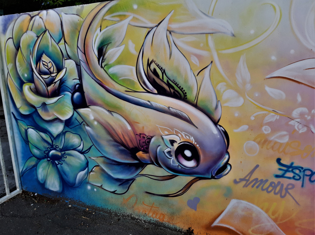 Fresque "Maison de la jeunesse"-Clichy-Sous-Bois必去景点