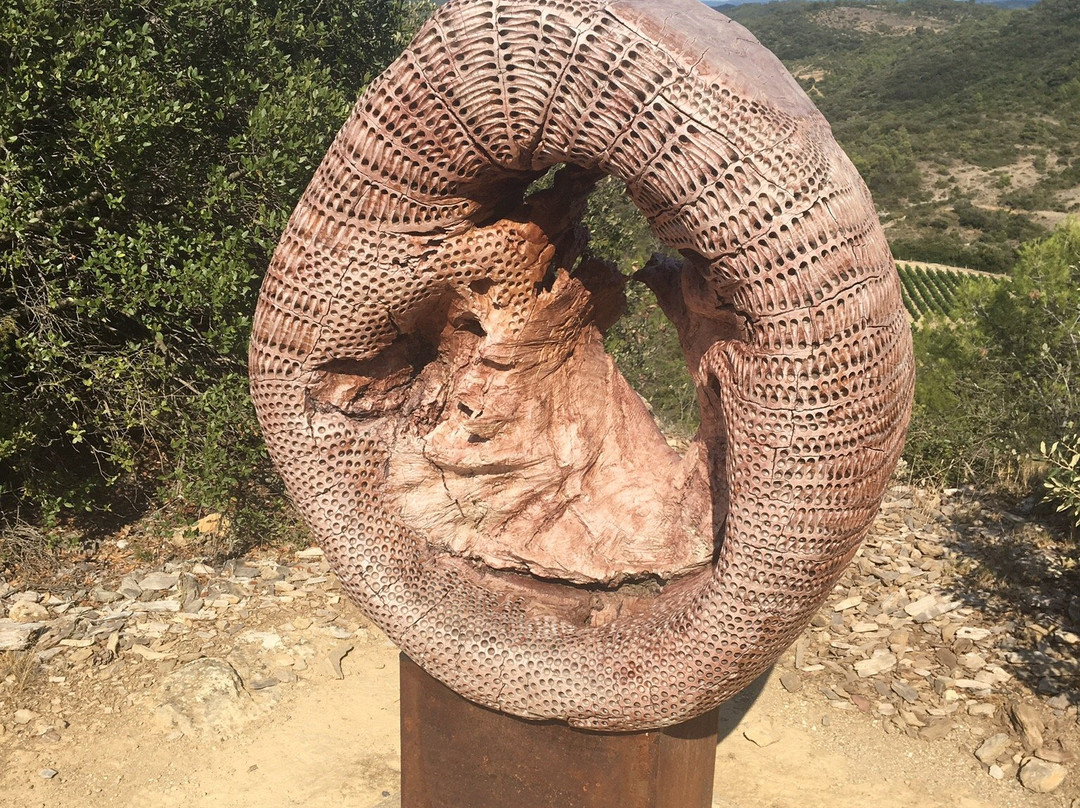 Mayronnes Sculpture Trail景点图片