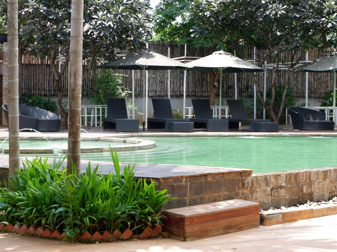 Yeak Loam Hotel主图