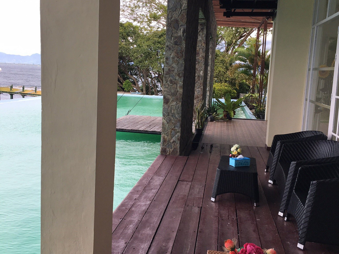 Tiara Bunga Hotel & Villa主图