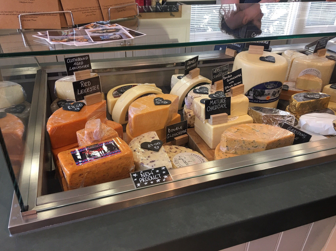 The Cheese Shop at Dewlay景点图片