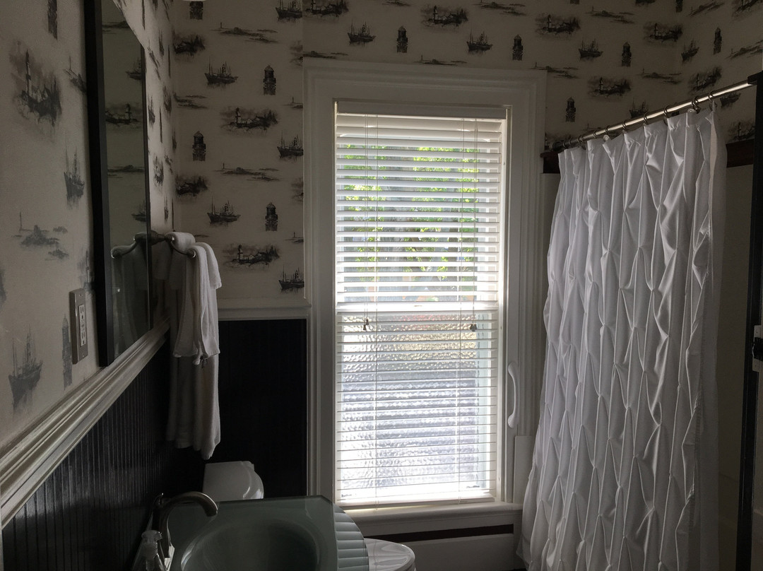 Captain Bell House Bed & Breakfast主图