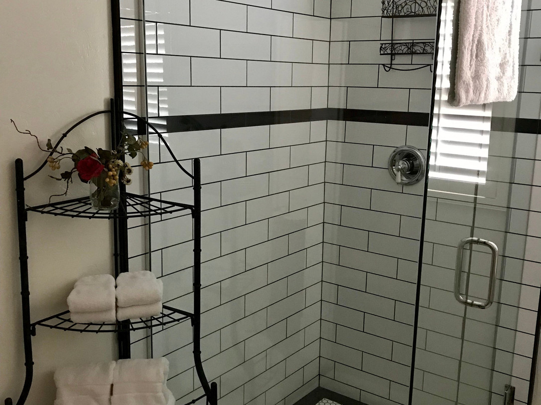 The Jamestown Hotel主图