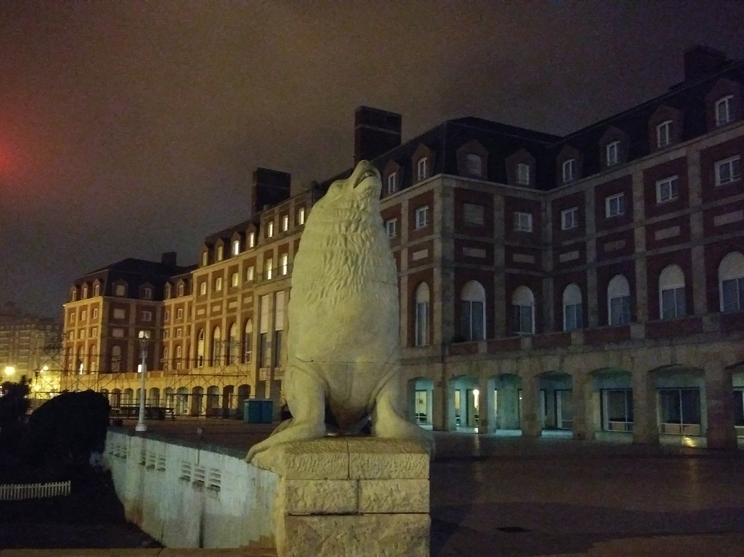 Monumento al Lobo Marino-马德普拉塔必去景点