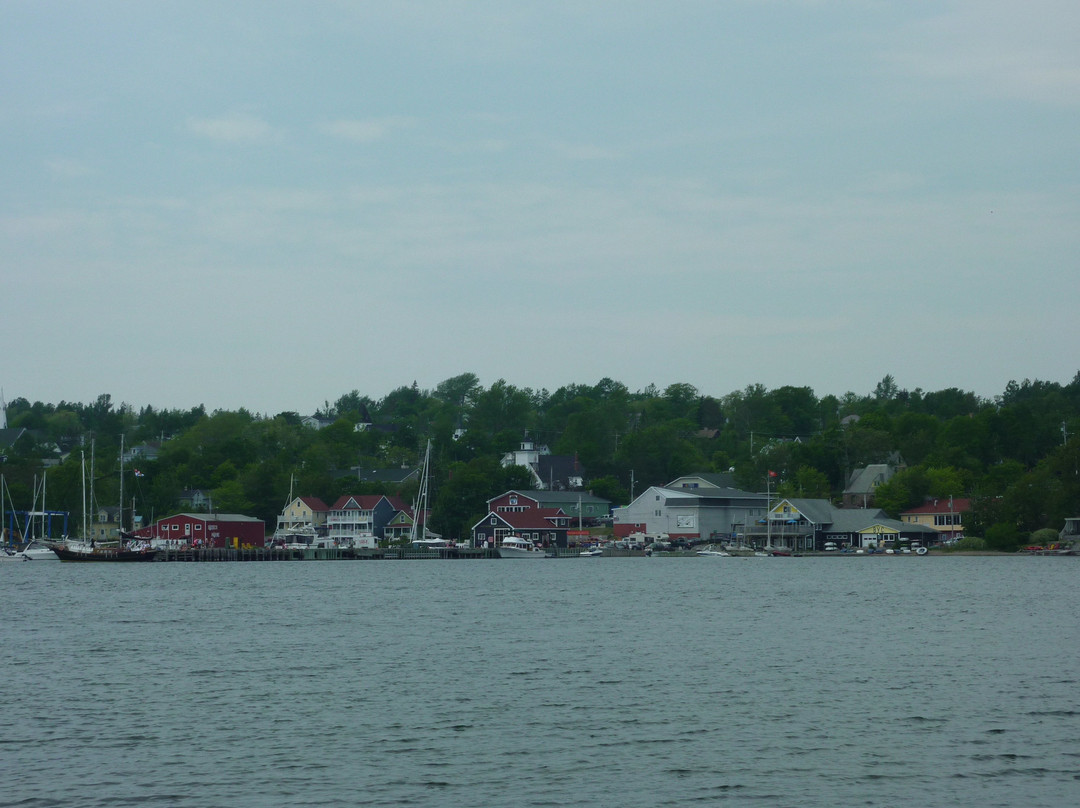 Kidston Island Lighthouse-Baddeck必去景点