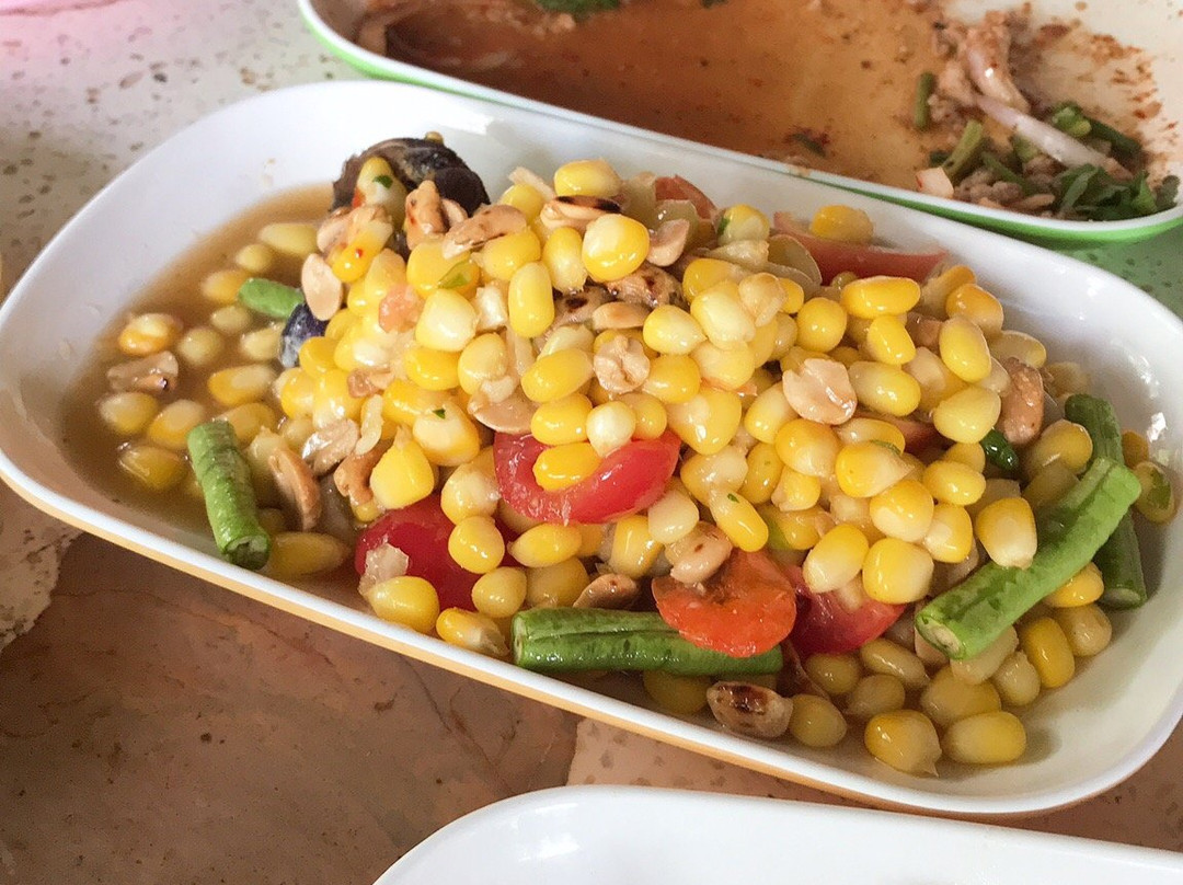 ร้านส้มตำคุณออด สุดซอย