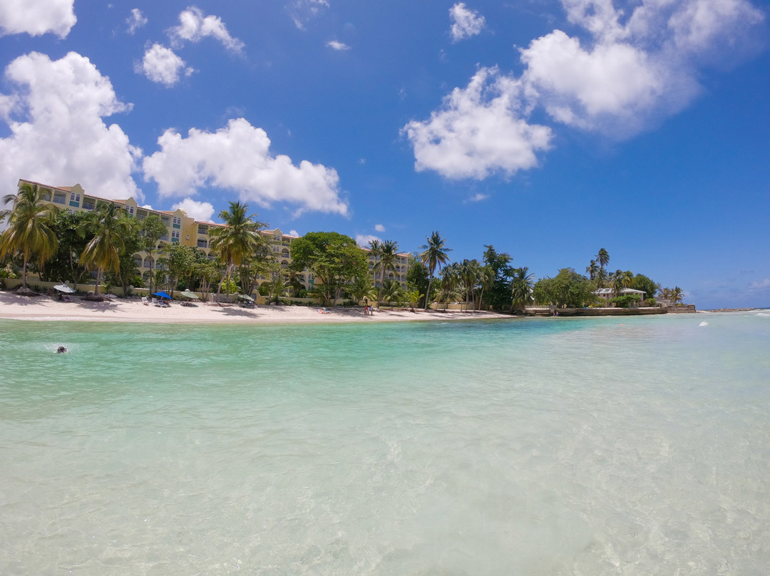 Maresol Beach Apartments主图