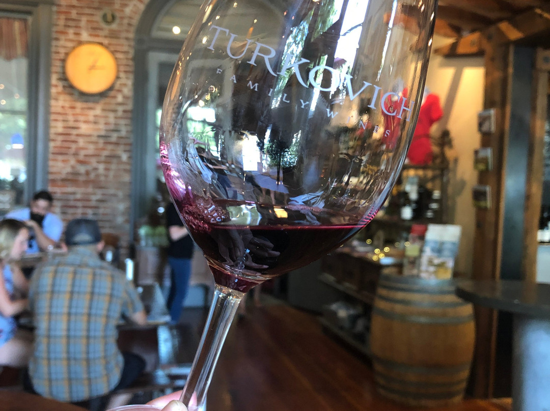 Turkovich Family Wines-Winters必去景点
