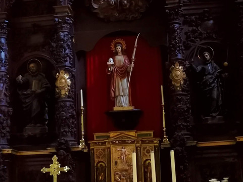 Iglesia de Santa Eulalia-Benia de Onis必去景点