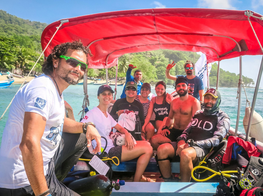 Ciudad Marina Dive Center-Sapzurro必去景点