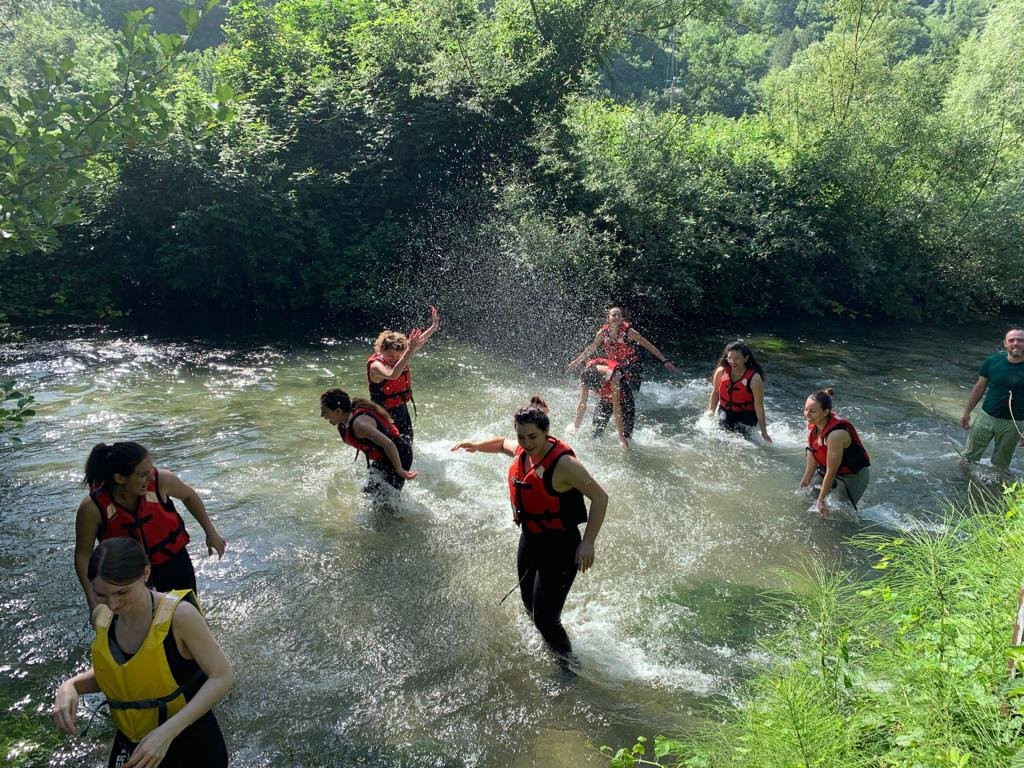 Rafting Nomad景点图片