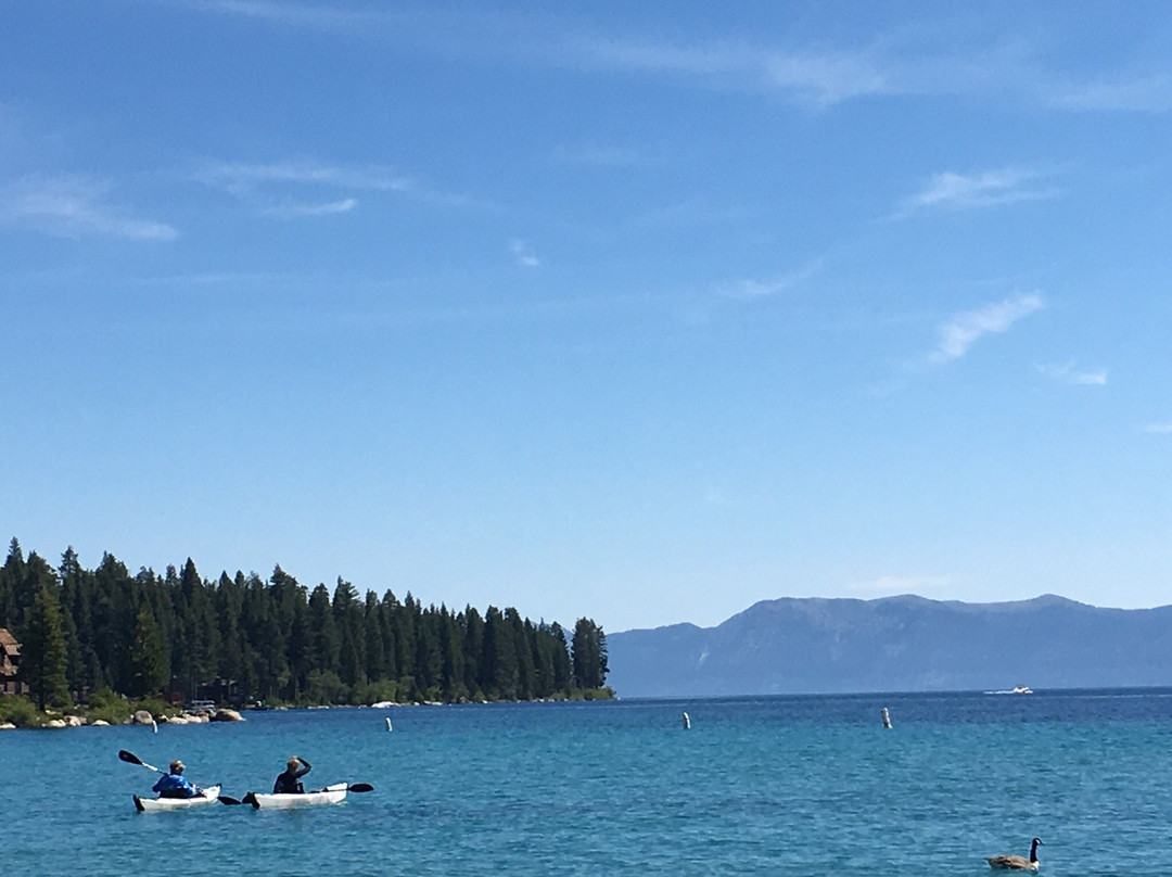 Meeks Bay Beach景点图片