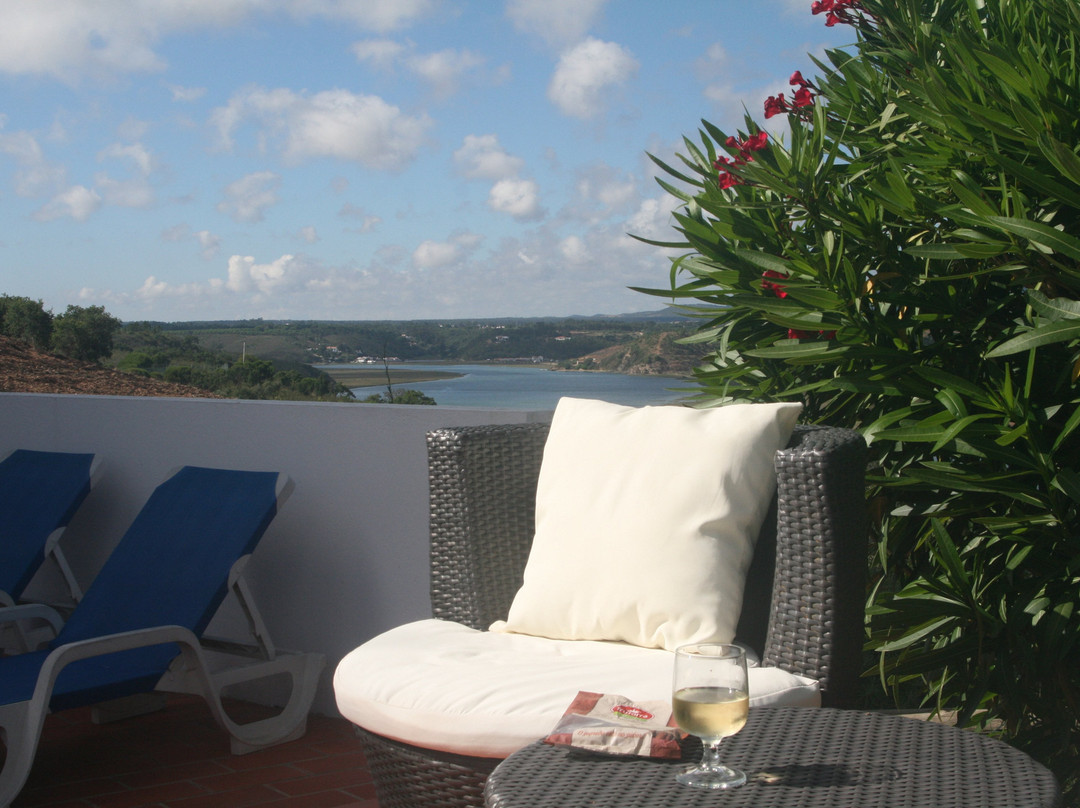 Monte do Zambujeiro主图