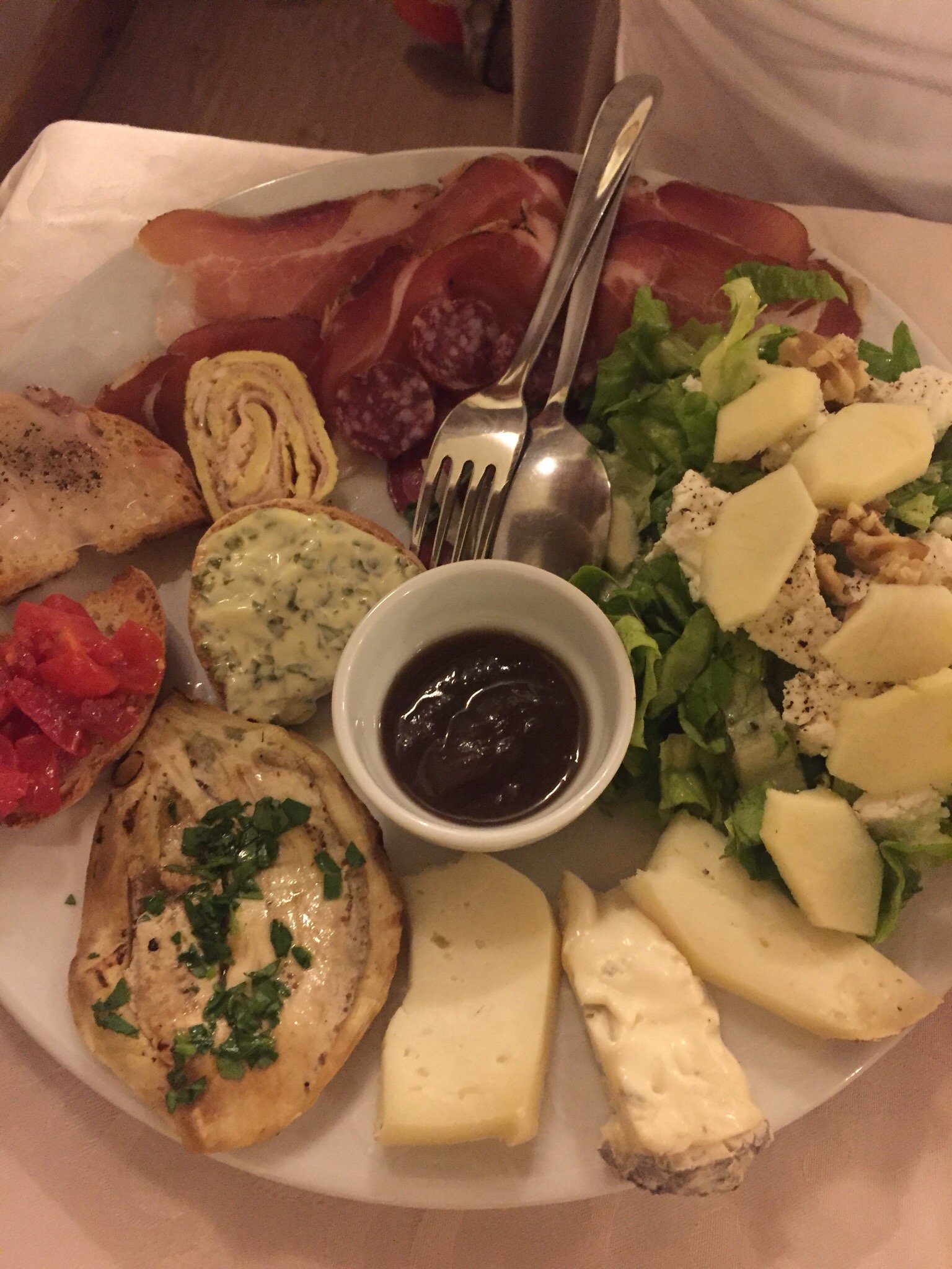 IL Borgo Ristorante Pizzeria Camere-官方