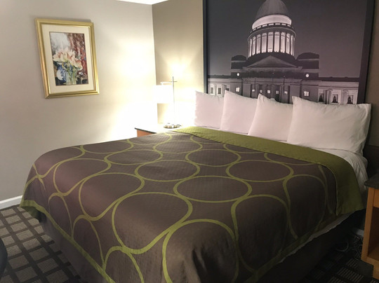 Red Roof Inn Suffolk主图