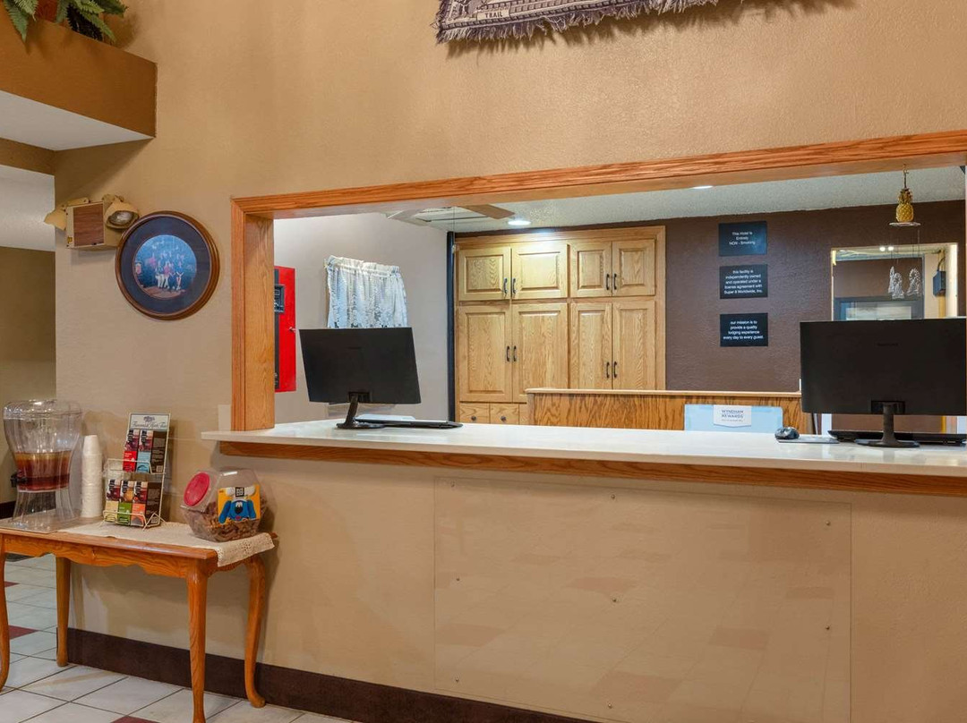 Super 8 By Wyndham North Platte主图