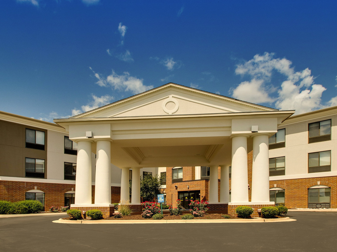Holiday Inn Express & Suites Morris By IHG主图