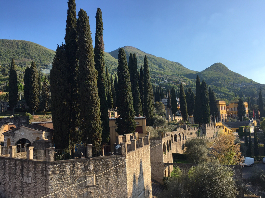 加尔多内里维耶拉旅游景点-Chiesa di San Nicolò da Bari
