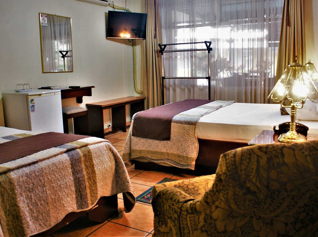 Hotel Puerta del Sol主图