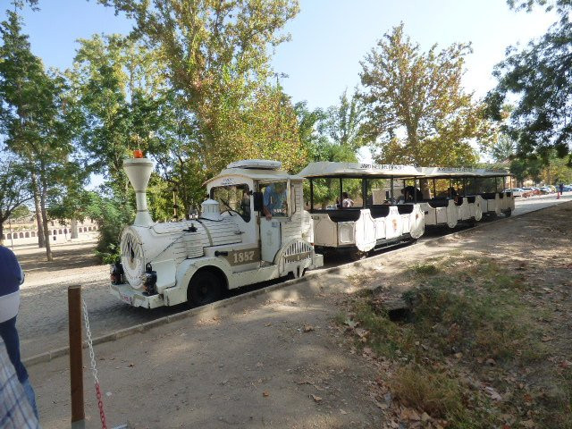 Chiquitren Tren Turistico de Aranjuez-阿兰胡埃斯必去景点