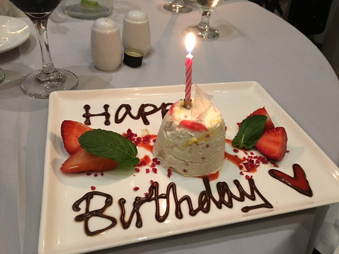Ashdown Park Hotel主图
