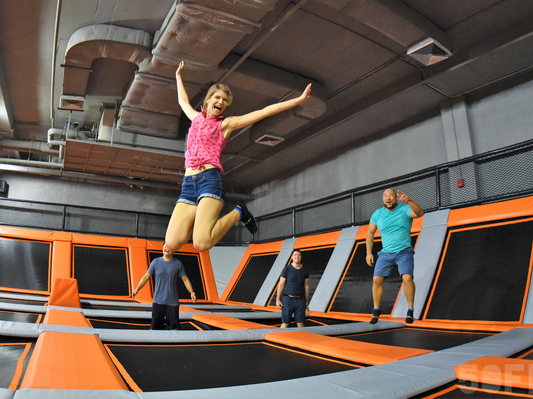 50FLY! Family Entertainment Center-清迈必去景点