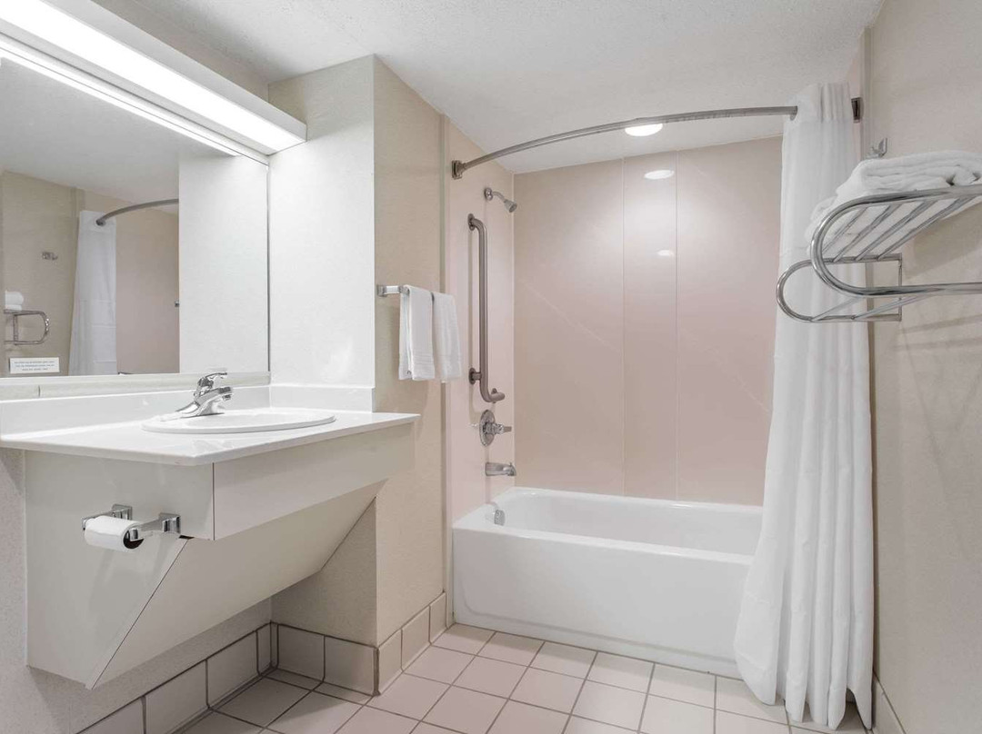 Quality Inn Near Speedway主图