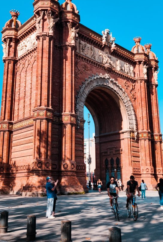 Arco de Triunfo de Bara景点图片