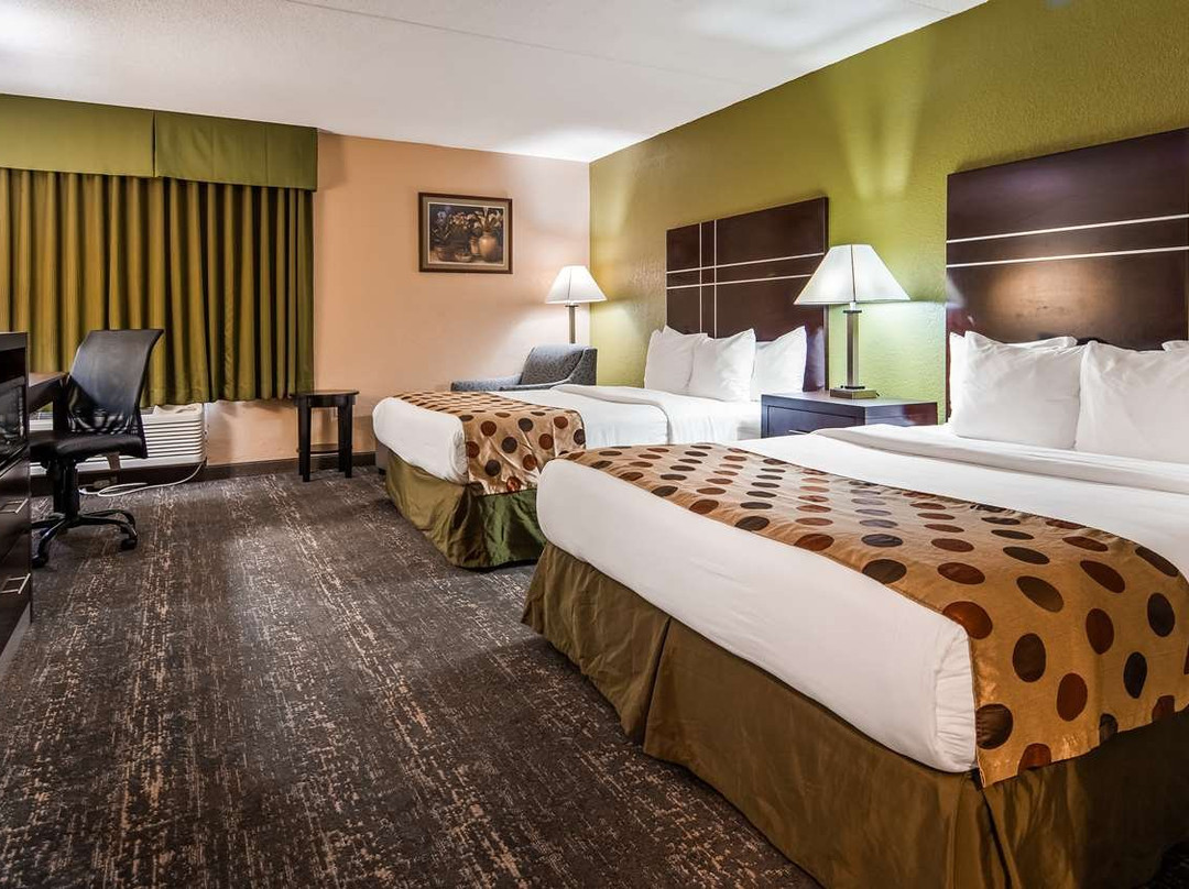 Best Western Luxbury Inn Fort Wayne主图