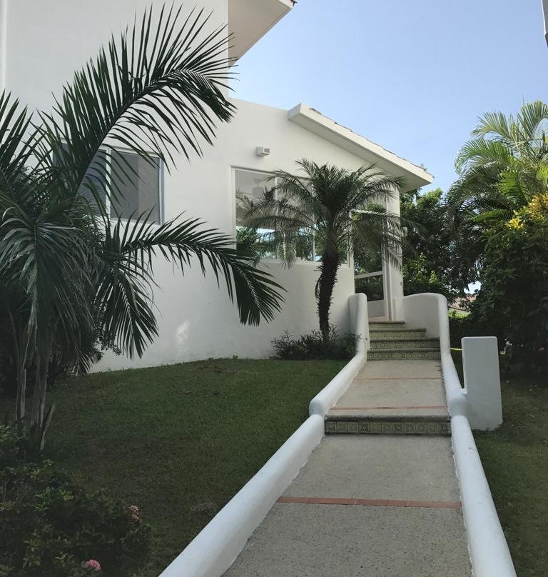 Tangolunda Bay Condos